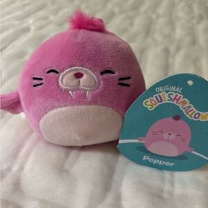 Squishmallow Pepper the Walrus Clip Mystery Squad Squishdate 10/31/2022